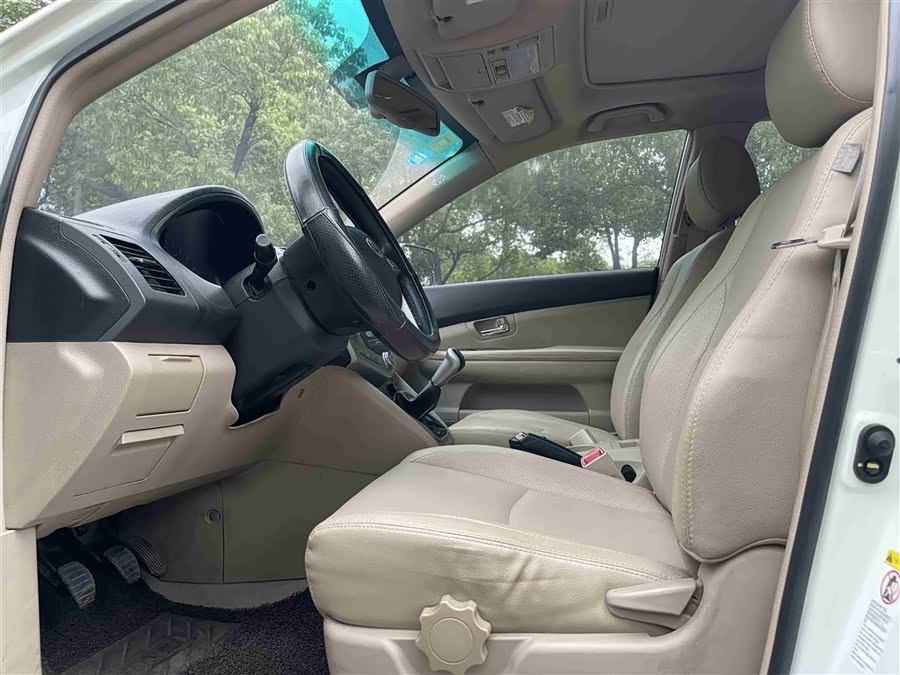 BYD S6 2013 car image #5