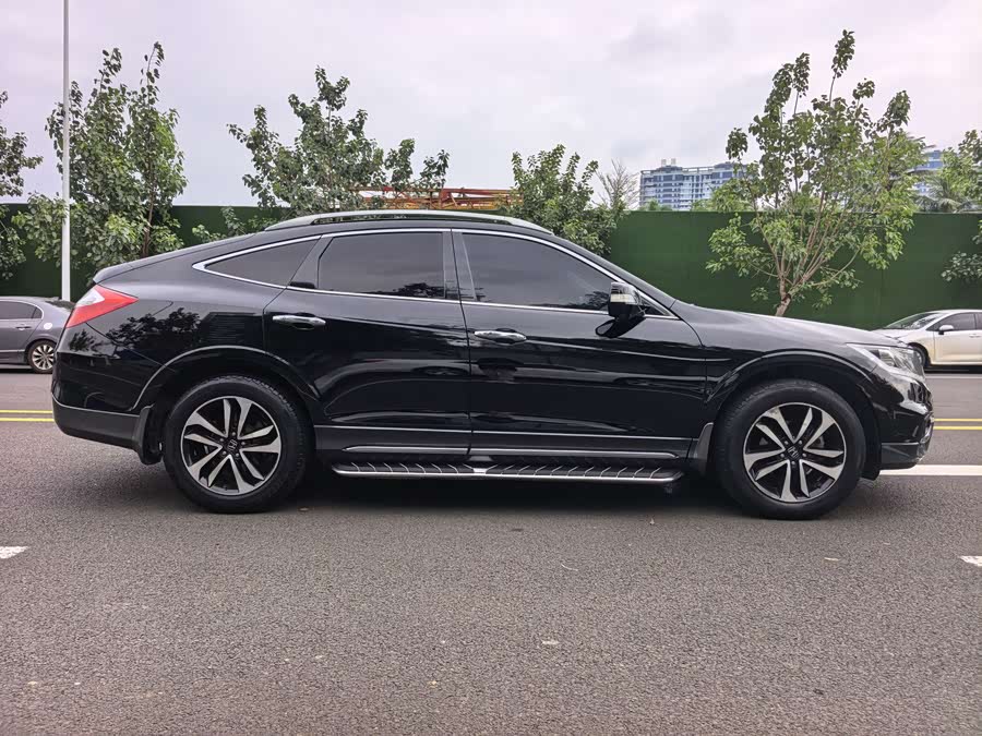 Honda CROSSTOUR 2016 car image #5
