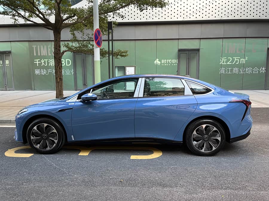 HongQi TianGong 05 2025 #5 HongQi TianGong 05 2025 car image #5