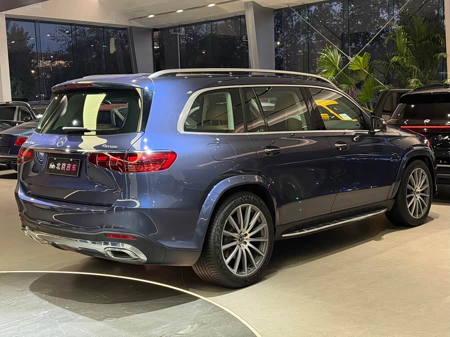 Mercedes-Benz GLS Class 2023 #5 Mercedes-Benz GLS Class 2023 car image #5