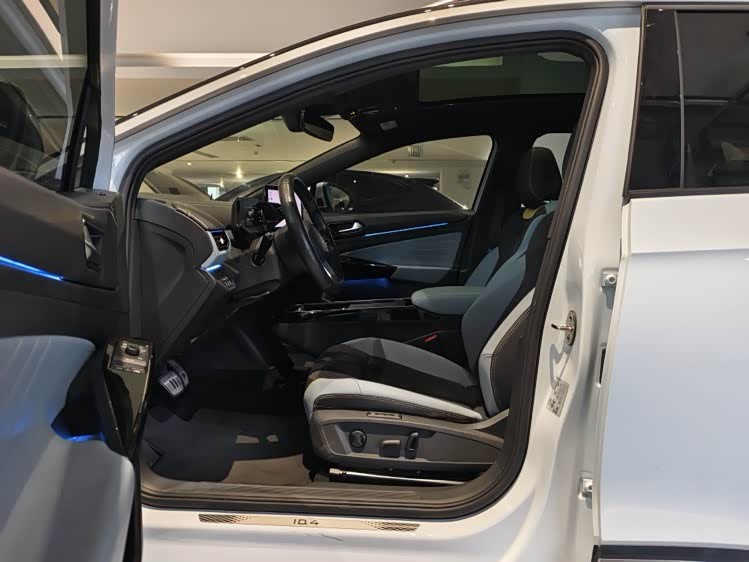 Volkswagen ID.4 X 2021 car image #5