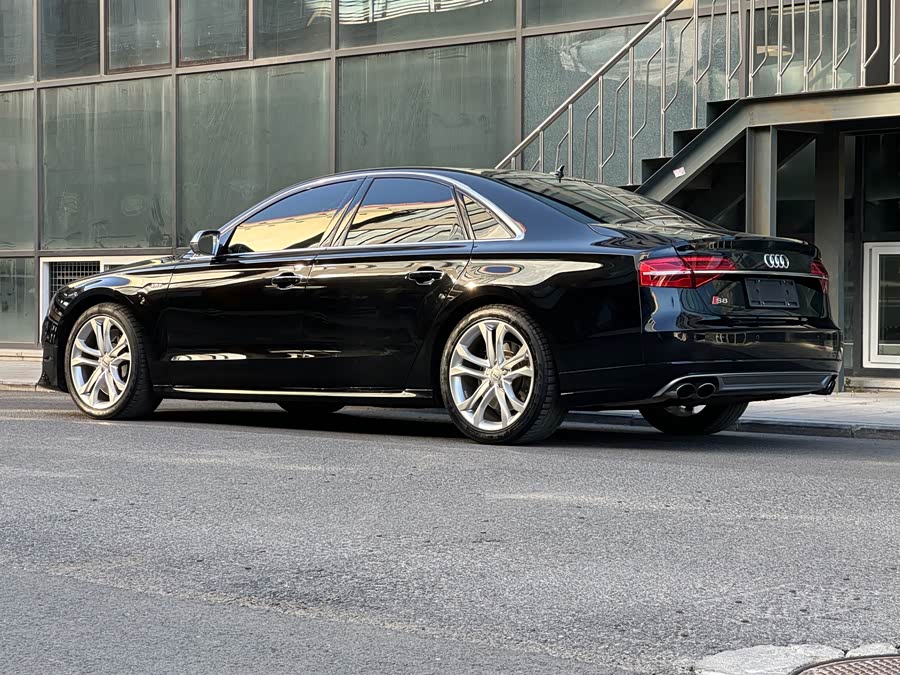 Audi S8 2017 car image #5