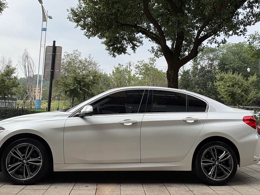 BMW 1 Series 2021 car image #5