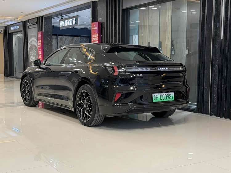 极氪 极氪001 2025 汽车图片 #5