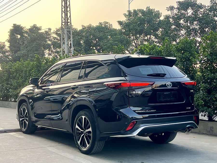 Toyota Crown Kluger 2023 car image #5