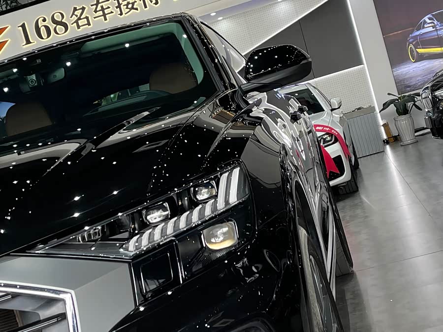 Audi Q8 2023 immagine di auto #5