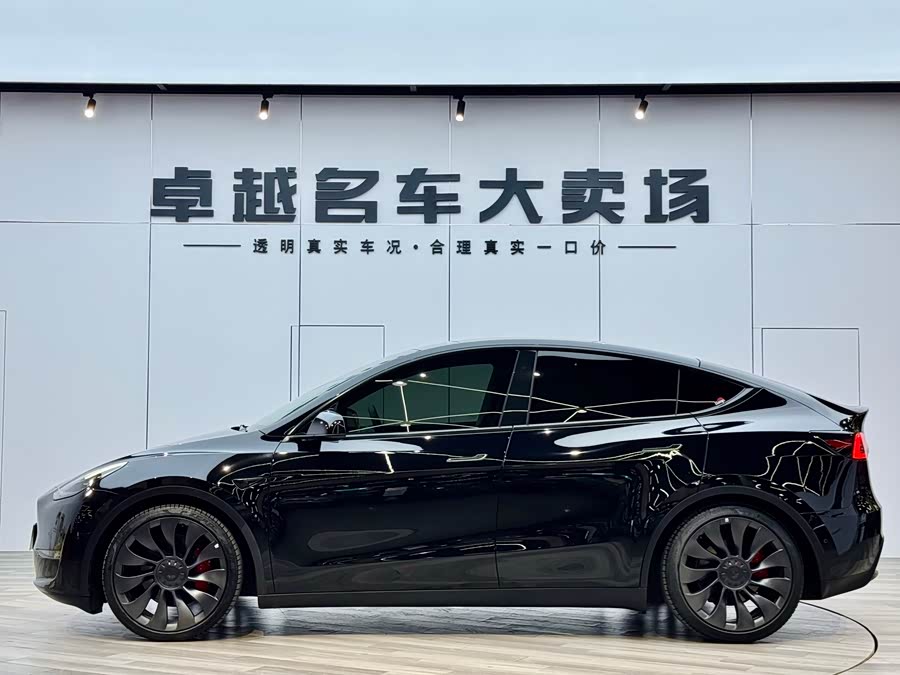 Tesla Model Y 2023 car image #5