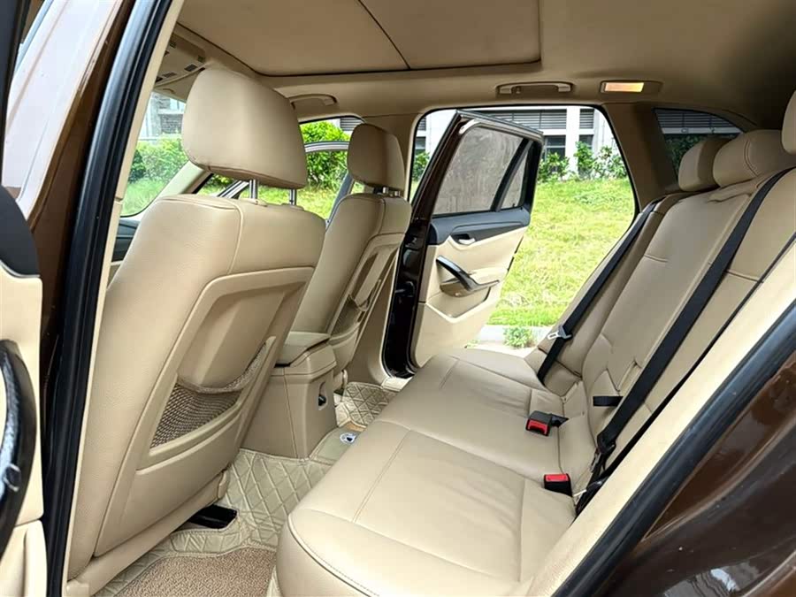 BMW X1 (Imported) 2011 صورة سيارة #5