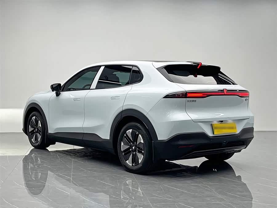 Deepal S05 2025 صورة سيارة #5