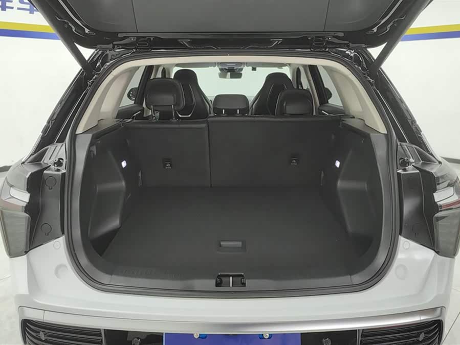 HongQi HS3 2024 car image #5