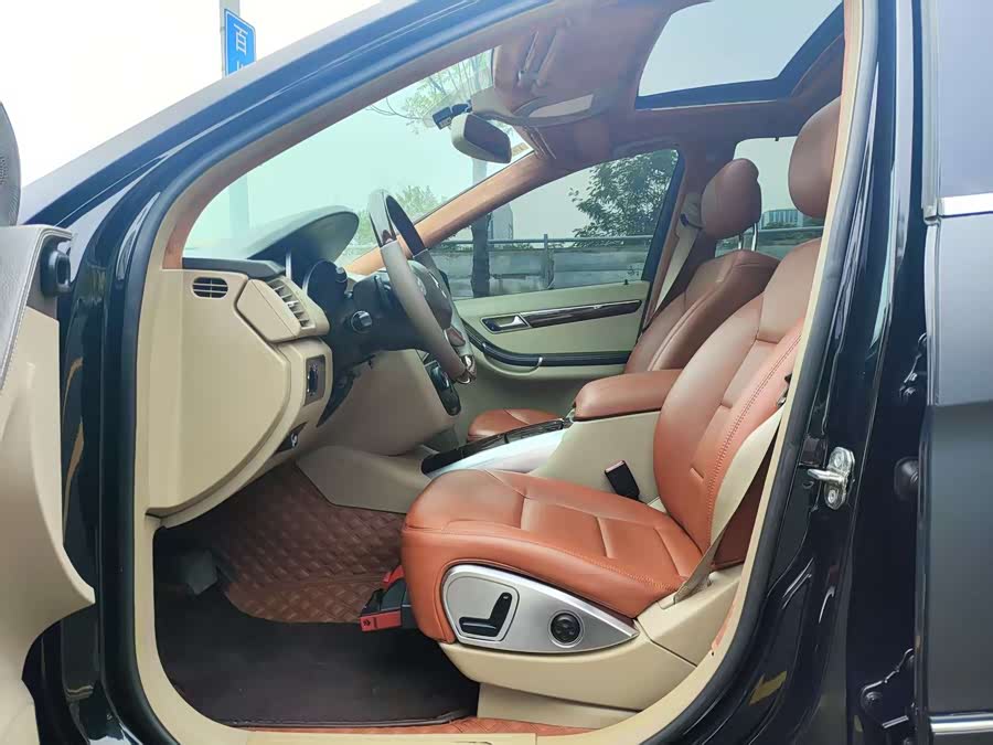 Mercedes-Benz R Class 2012 #5 Mercedes-Benz R Class 2012 car image #5