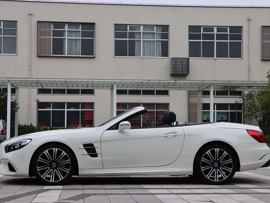 Mercedes-Benz SL Class 2019 immagine di auto #5