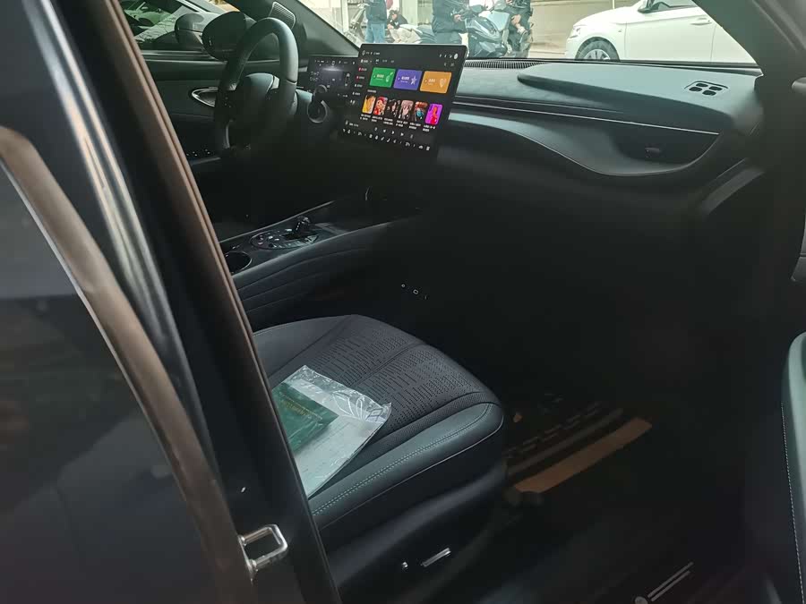 BYD Seal 06GT 2025 car image #5