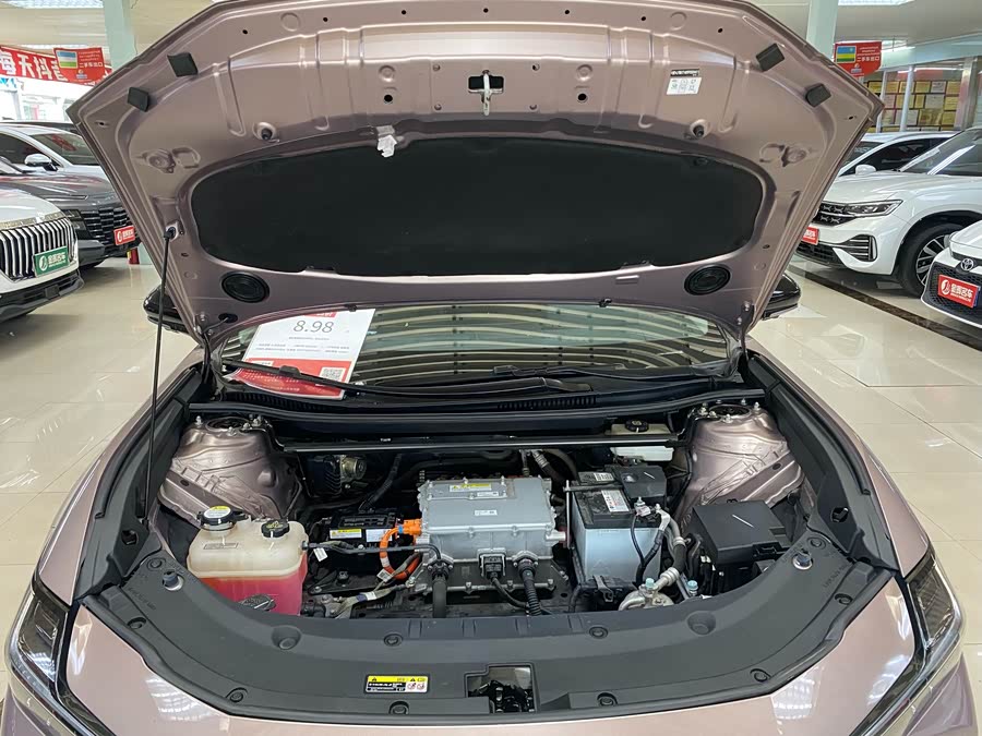 BYD e1 2023 car image #5