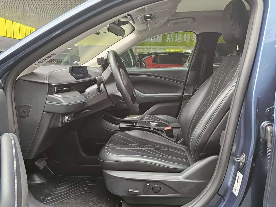 Ford Mustang Mach-E 2024 car image #5