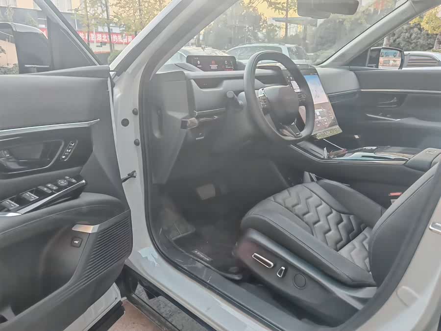 Honda S7 2025 #5 Honda S7 2025 car image #5