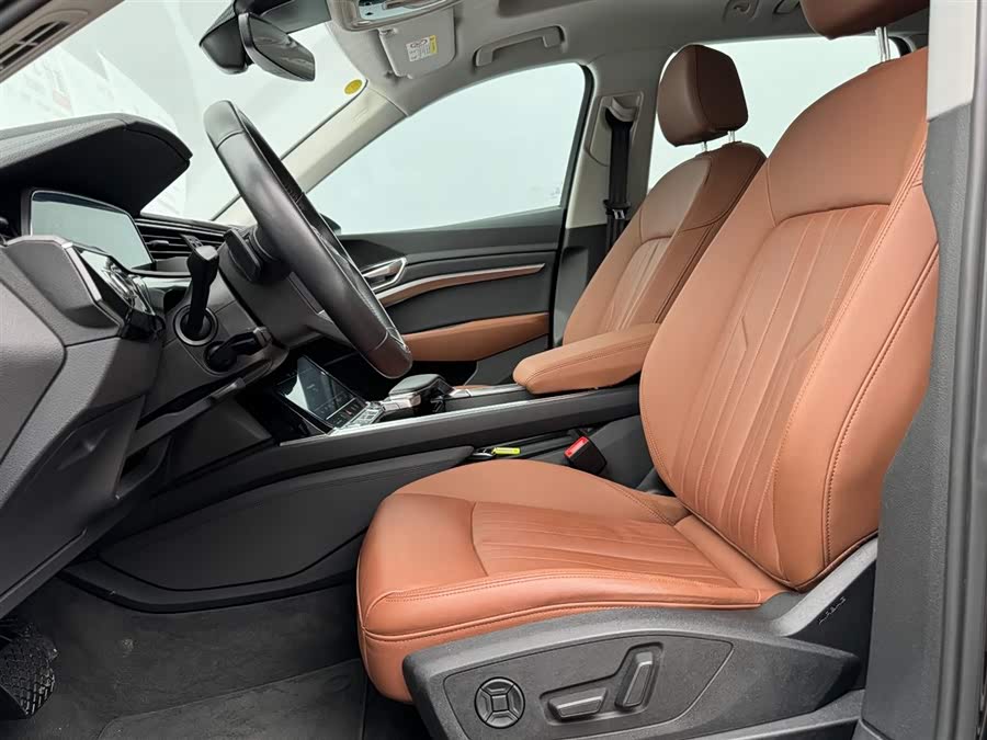 Mercedes-Benz SLK AMG 2022 car image #5