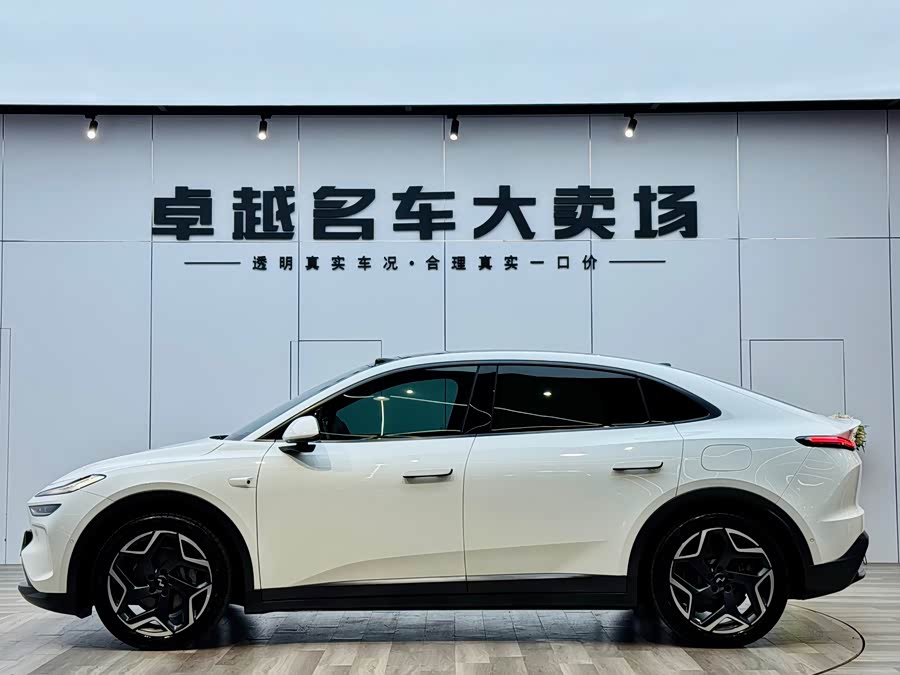 2024 car image #5