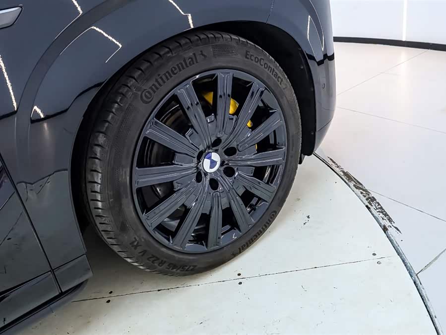 Denza N9 2025 car image #5