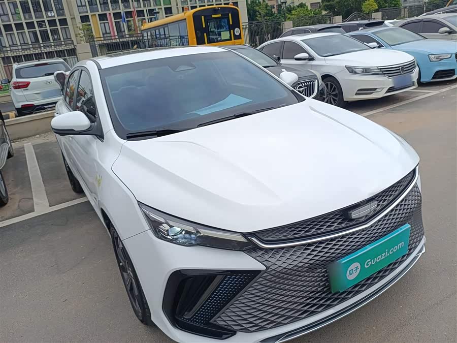 GEELY Emgrand L HiP 2023 immagine di auto #5