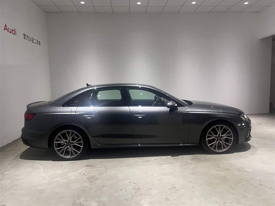 Audi S4 2023 صورة سيارة #5