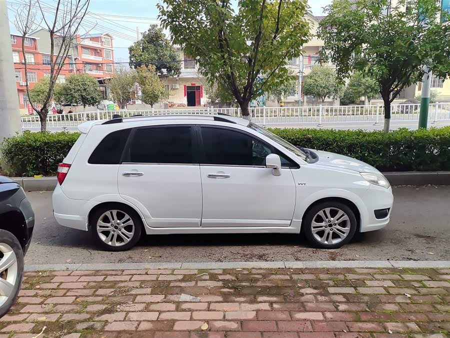 Suzuki Liana A6 2016 immagine di auto #5