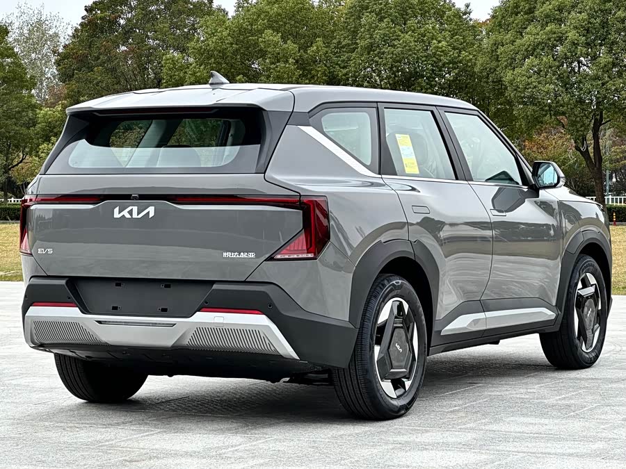 Kia EV5 2025 изображение автомобиля #5