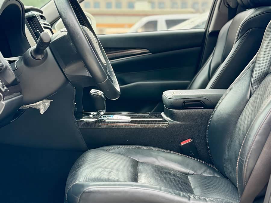 丰田 皇冠 2017 汽车图片 #5