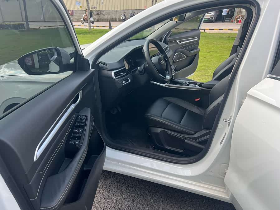 GEELY Emgrand 2023 car image #5