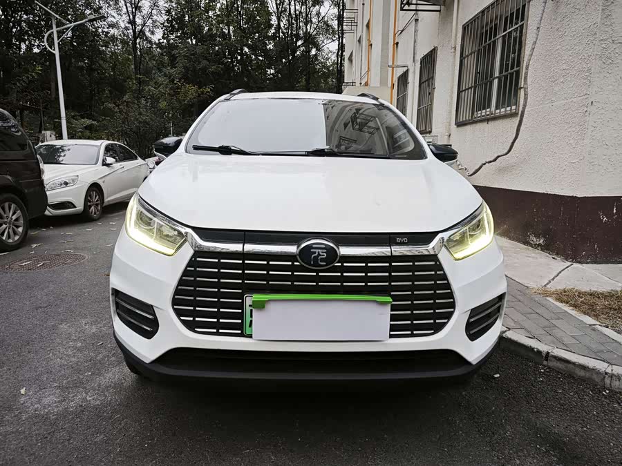 BYD Yuan New Energy 2019 car image #5
