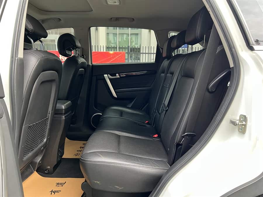 Chevrolet Captiva 2017 car image #5
