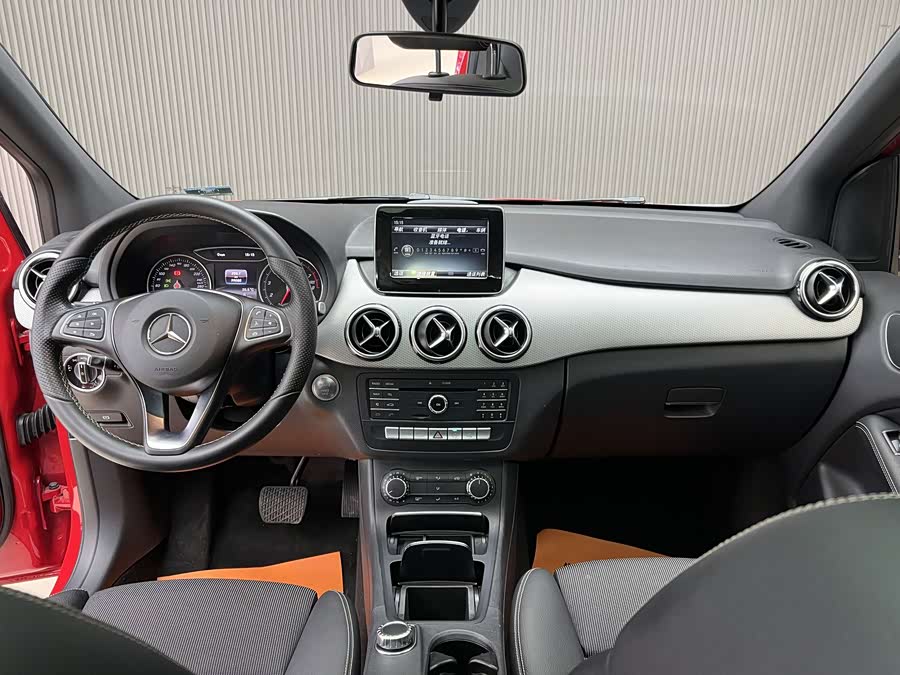 Mercedes-Benz B Class 2017 car image #5