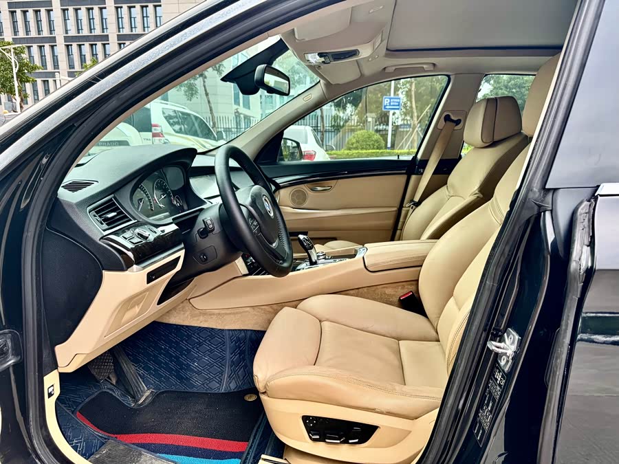 BMW 5 Series GT 2010 #5 BMW 5 Series GT 2010 immagine di auto #5