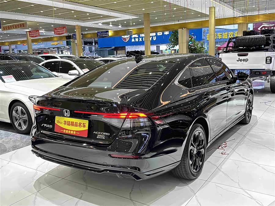 Honda Accord 2025 car image #5