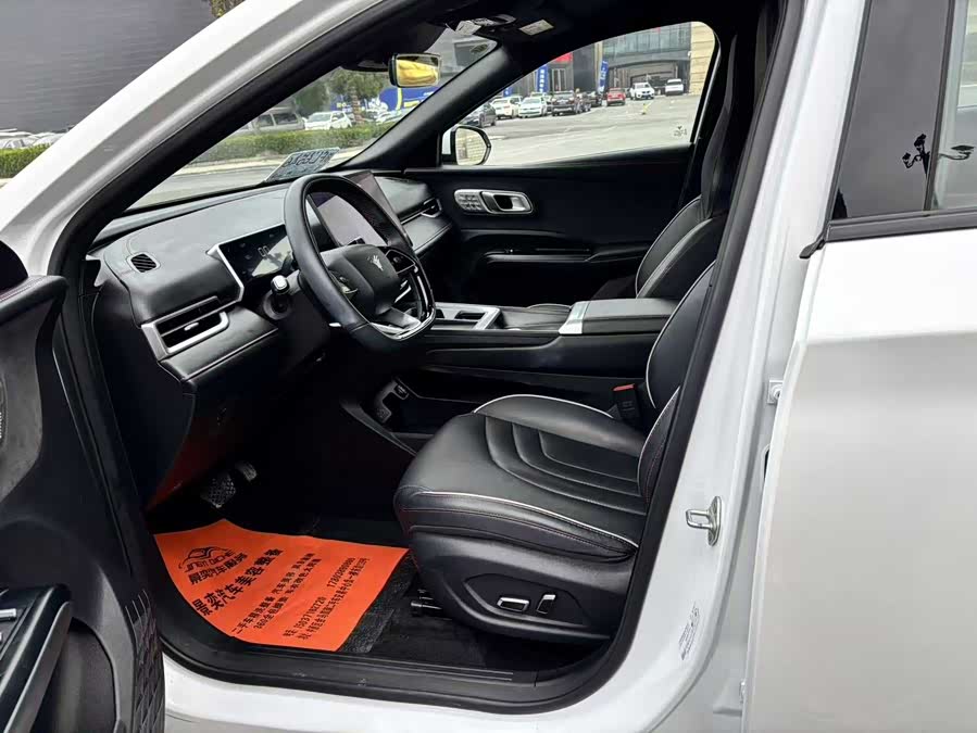 哪吒汽车 哪吒X 2024 汽车图片 #5