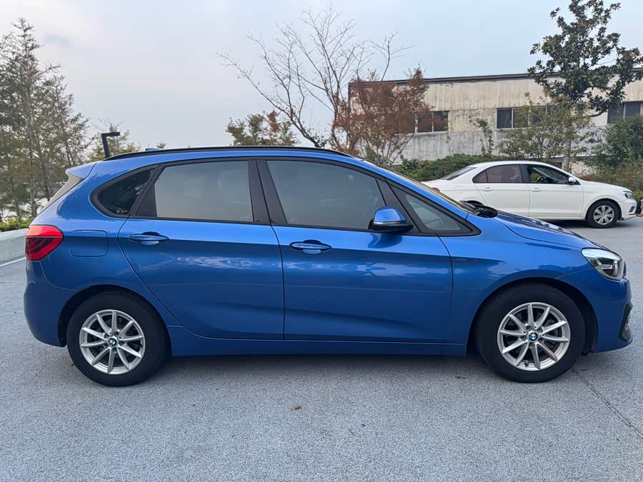 BMW 2 Series Tourer 2018 #5 BMW 2 Series Tourer 2018 immagine di auto #5