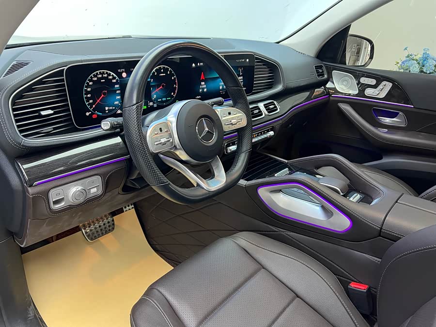 Mercedes-Benz GLS Class 2024 #5 Mercedes-Benz GLS Class 2024 car image #5