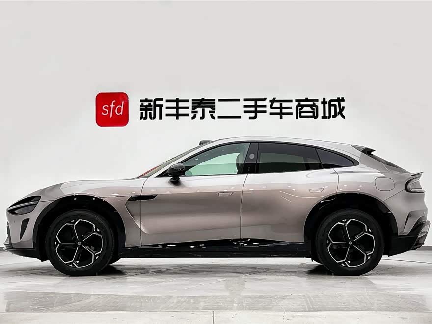 MI YU7 2025 immagine di auto #5