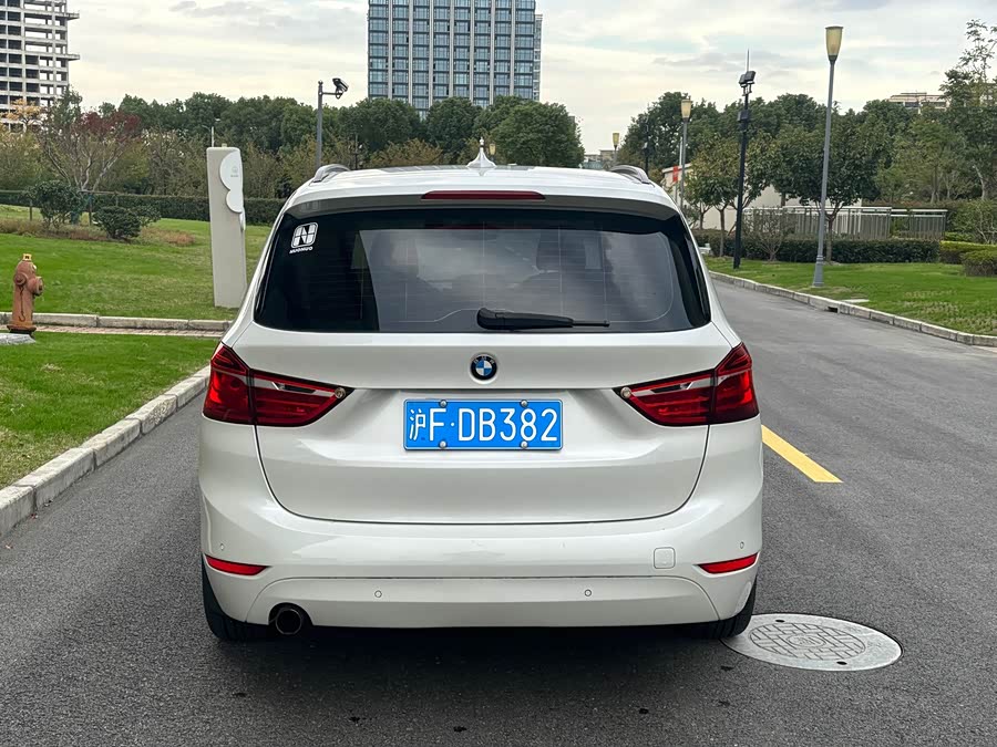 BMW 2 Series Gran Tourer 2015 car image #5