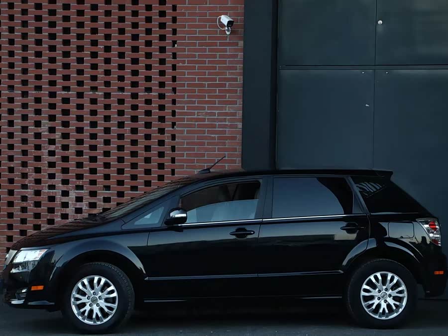 BYD e6 2016 #5 BYD e6 2016 car image #5