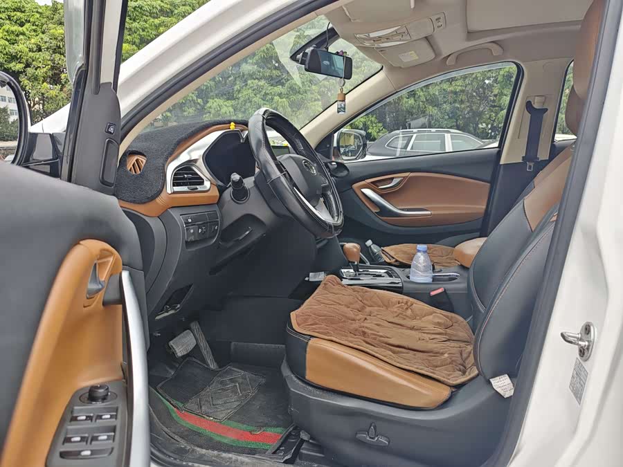 Soueast DX7 2016 #5 Soueast DX7 2016 car image #5