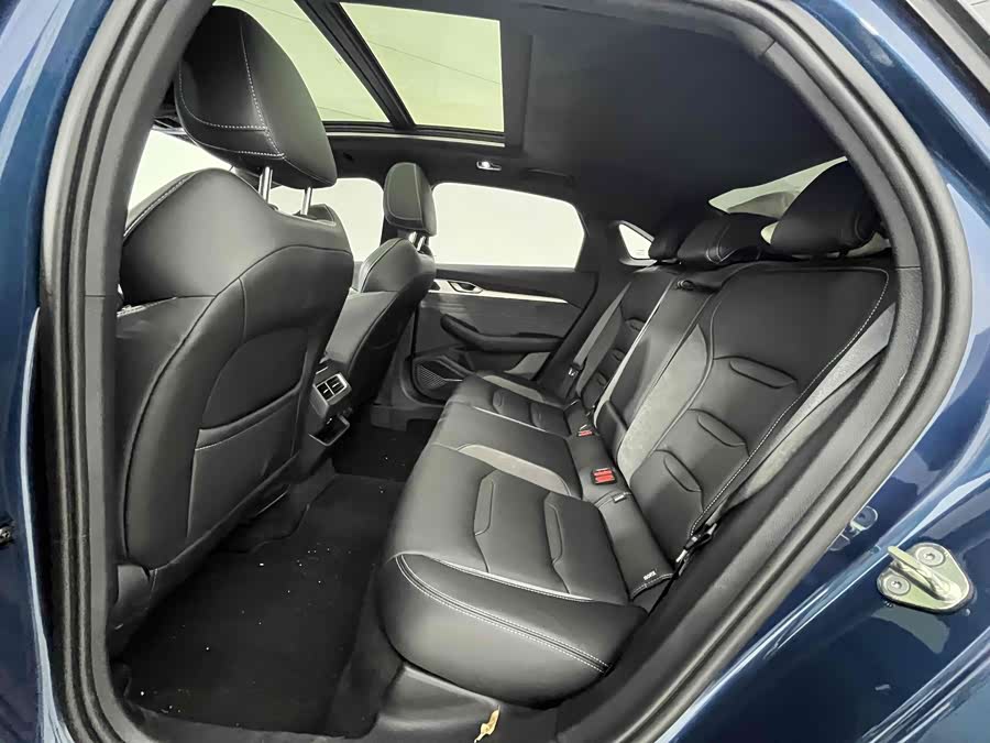 GEELY Preface 2023 car image #5