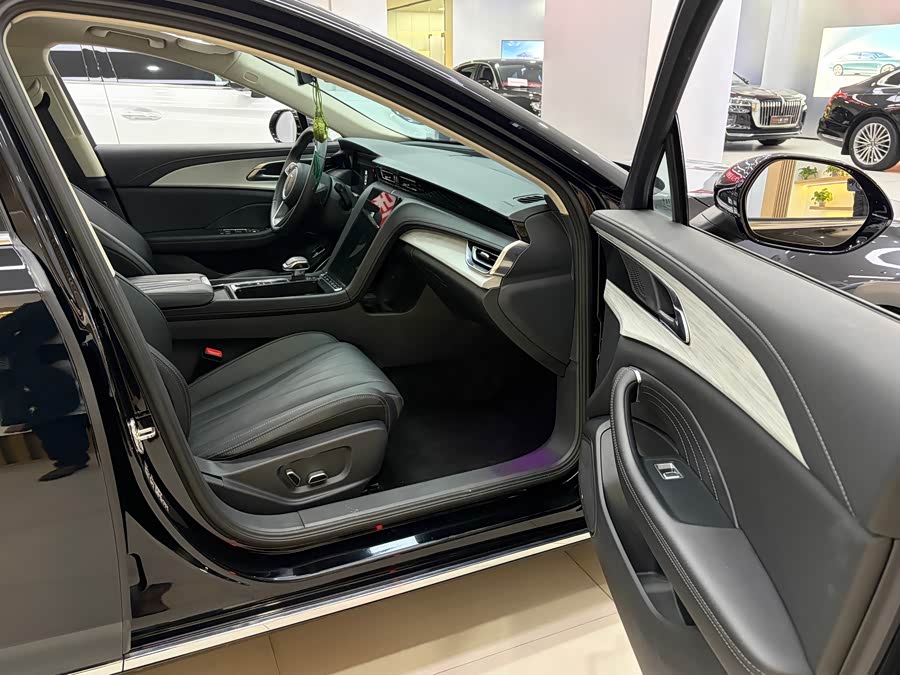 HongQi H5 2024 car image #5