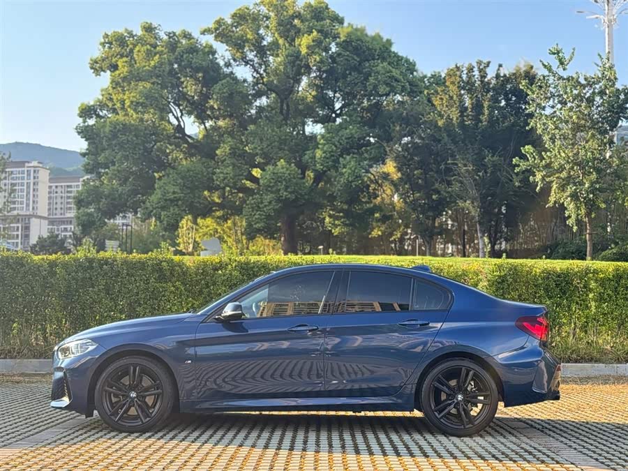 BMW 1 Series 2023 #5 BMW 1 Series 2023 car image #5