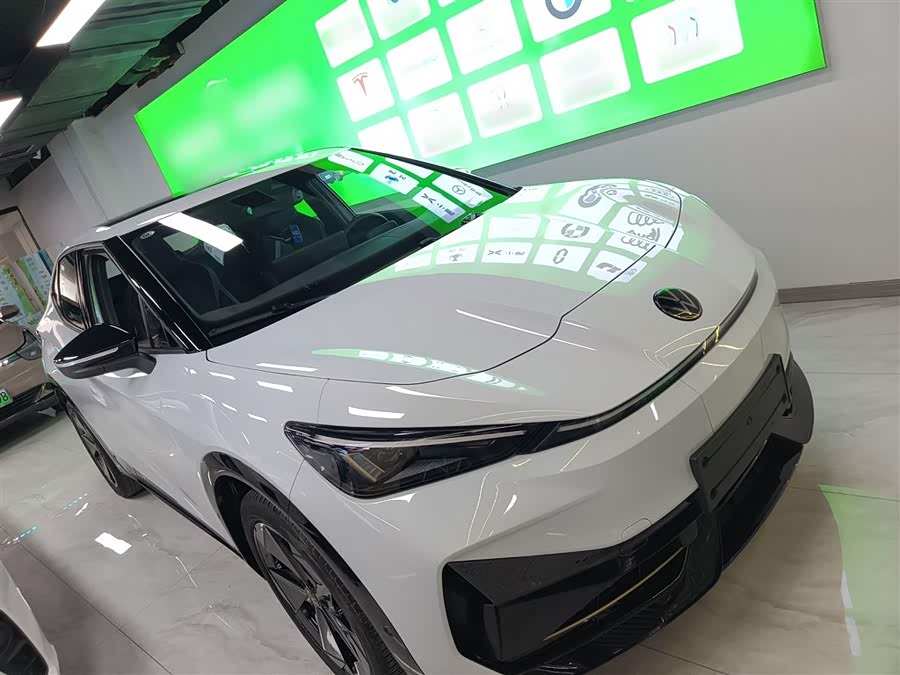 Volkswagen ID.UNYX 06 2024 image de voiture #5