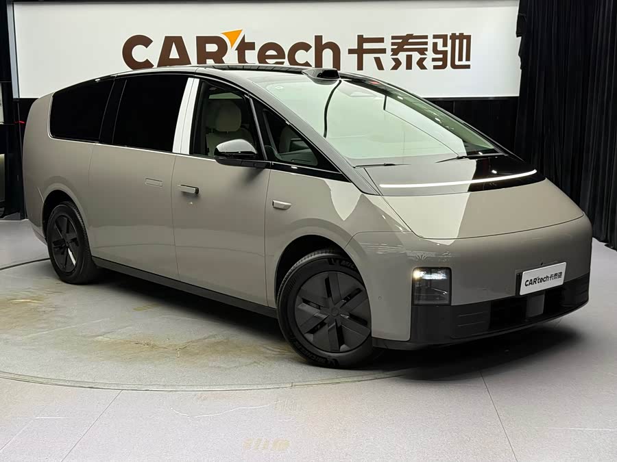 理想汽车 理想MEGA 2024 汽车图片 #5