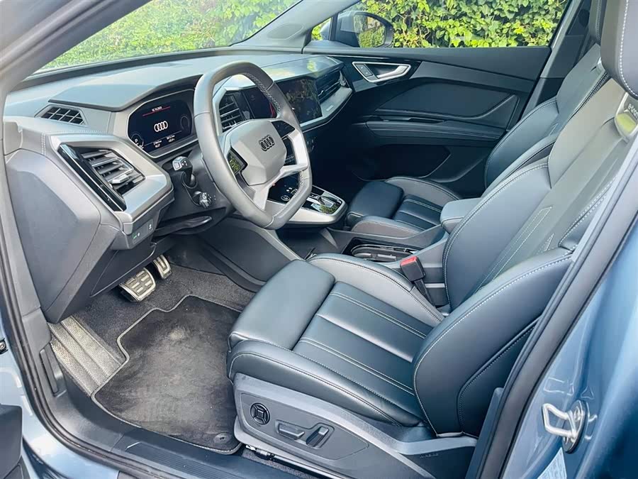 Audi Q4 e-tron 2024 imagem de carro #5