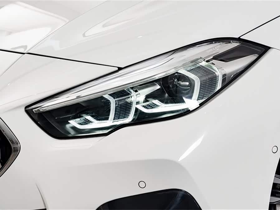 BMW 2 Series (Imported) 2024 #5 BMW 2 Series (Imported) 2024 car image #5