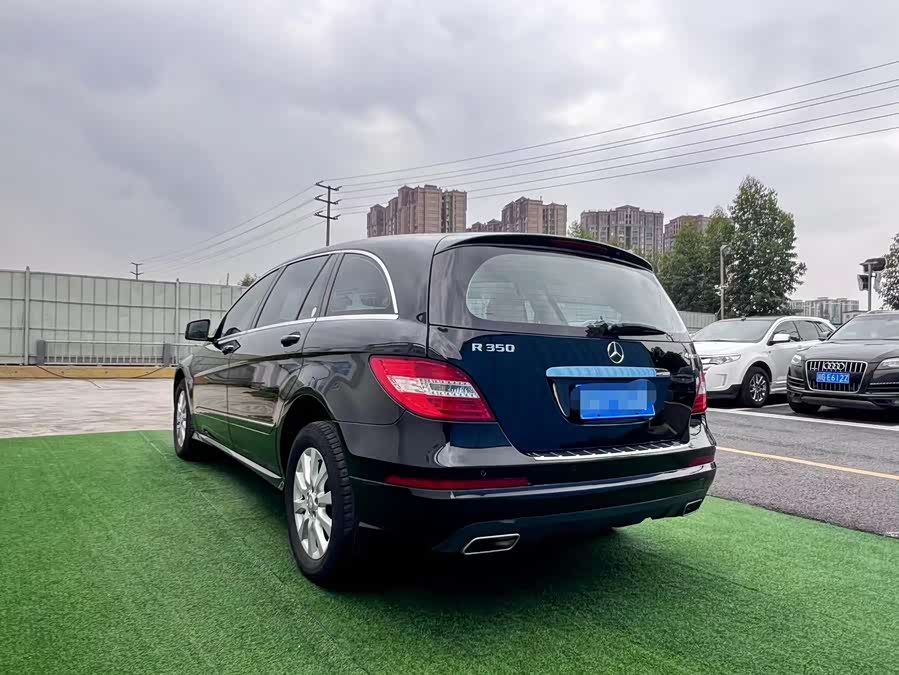 Mercedes-Benz R Class 2011 car image #5