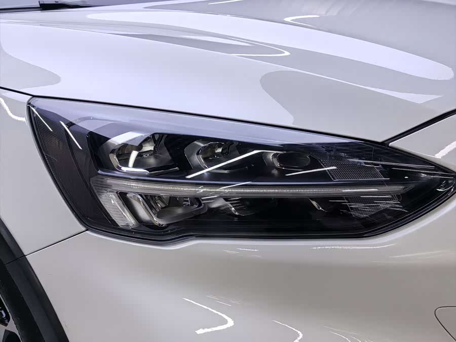 Ford Focus Active 2019 صورة سيارة #5